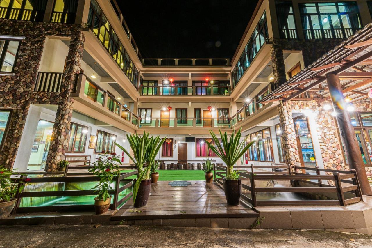 Bentong Eco Wellness Resort 14Room 69Pax By Verano Homestay Extérieur photo